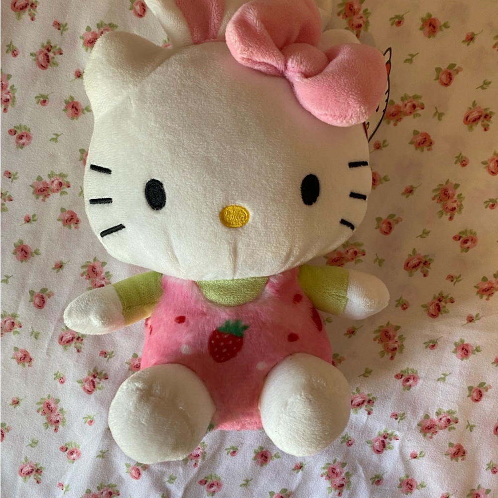 hello kitty Easter plushie